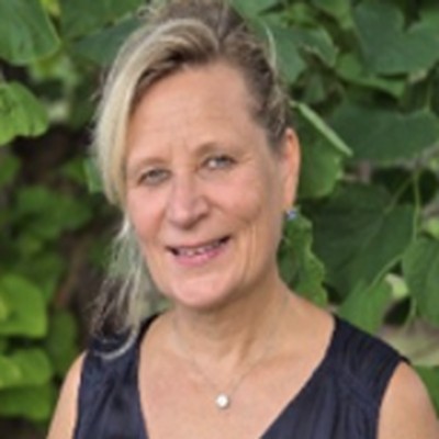 Bonnie Koch headshot